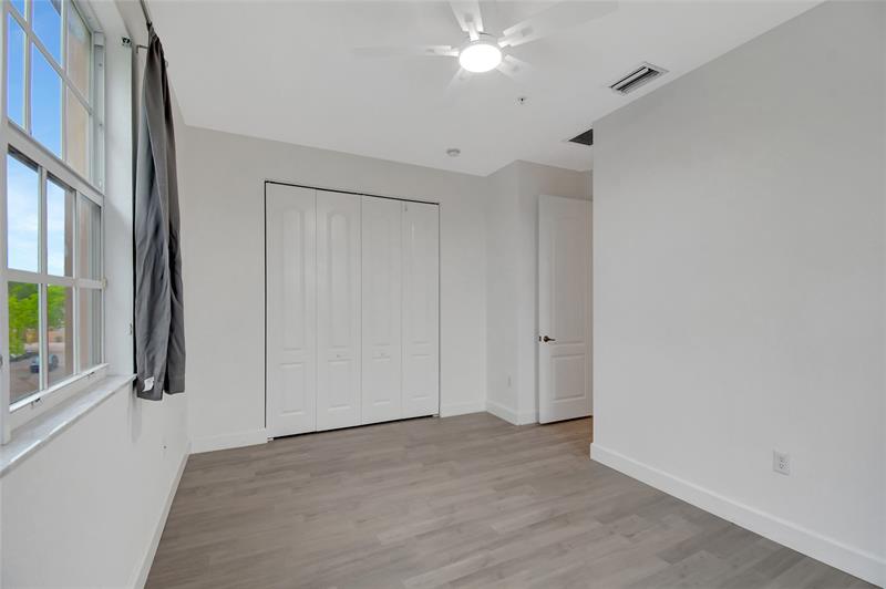 Image 16 of 42 For 484 147th Ave  484