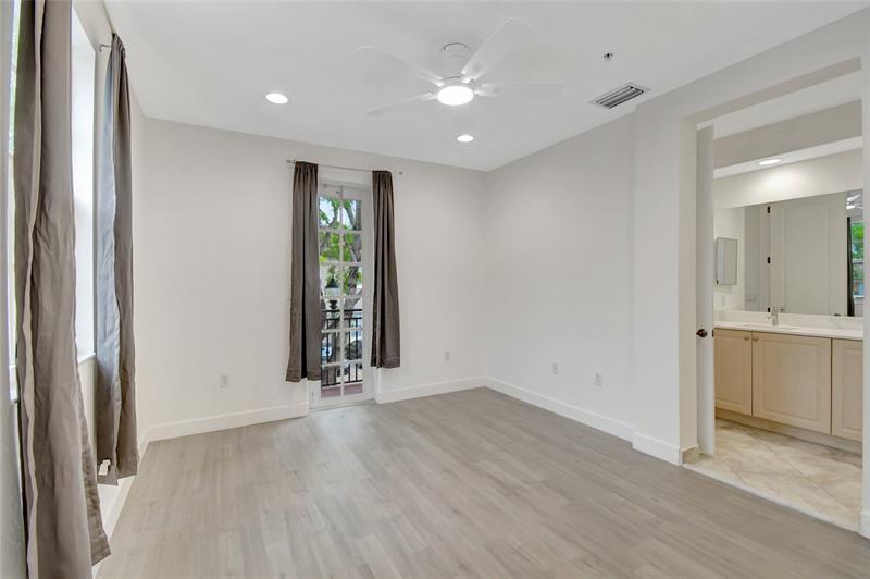 Image 36 of 42 For 484 147th Ave  484
