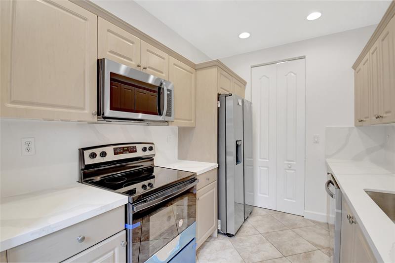 Image 9 of 42 For 484 147th Ave  484