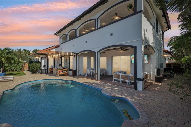 Image 50 of 72 For 1467 53rd Ct