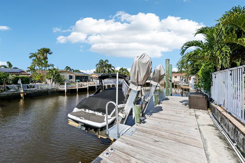 Image 57 of 72 For 1467 53rd Ct