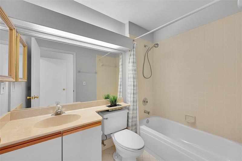 Image 36 of 55 For 4861 22nd St  4175