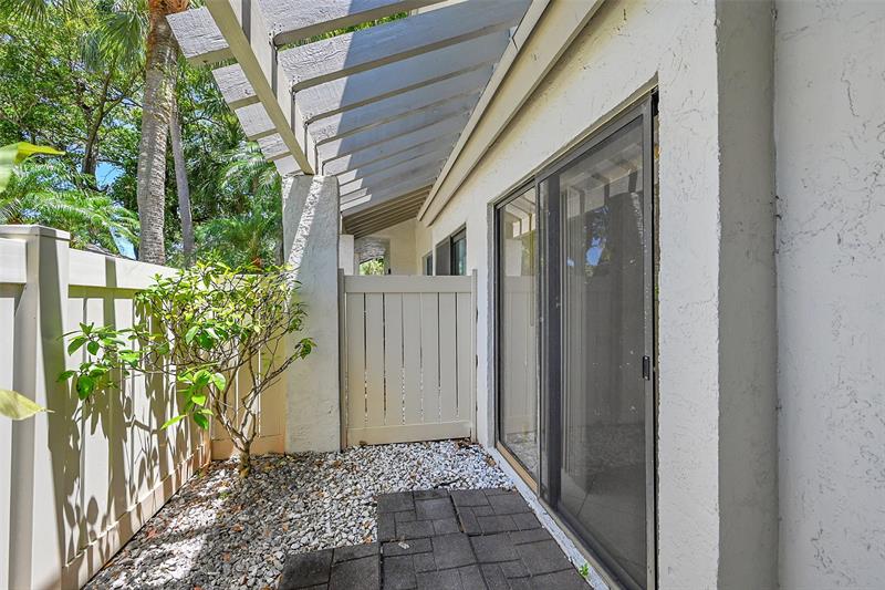 Image 37 of 55 For 4861 22nd St  4175