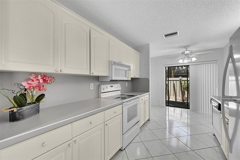 Image 4 of 55 For 4861 22nd St  4175