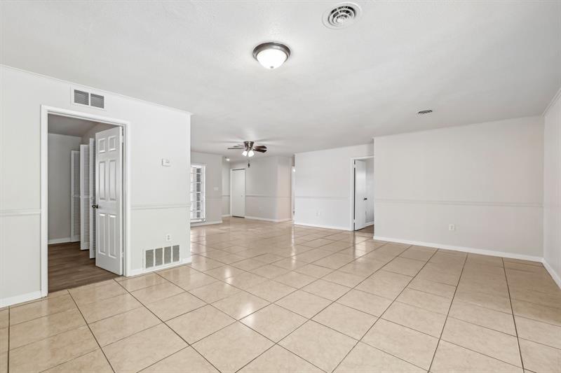 Image 8 of 37 For 334 12th Ave