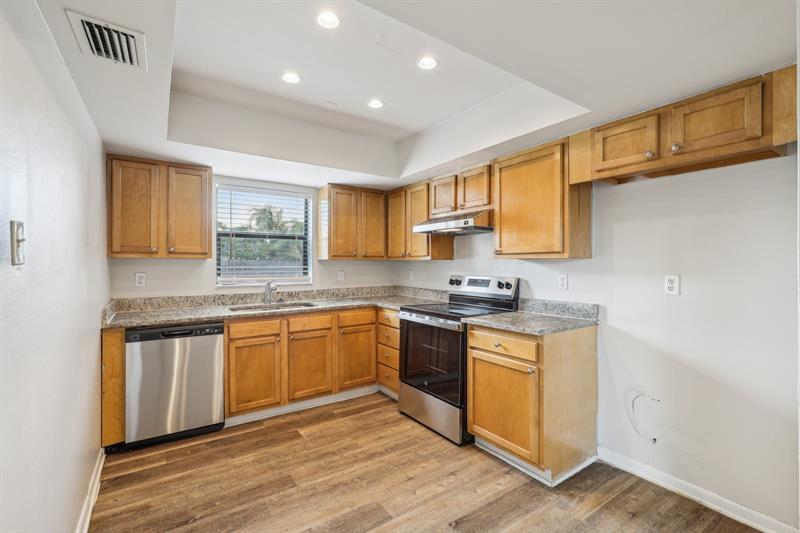 Image 9 of 34 For 3789 Mil Pond Ct