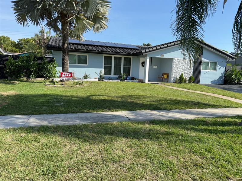 Image 3 of 35 For 4420 8th St  
