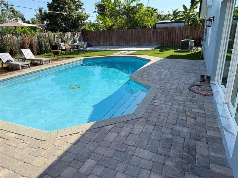 Image 30 of 35 For 4420 8th St  