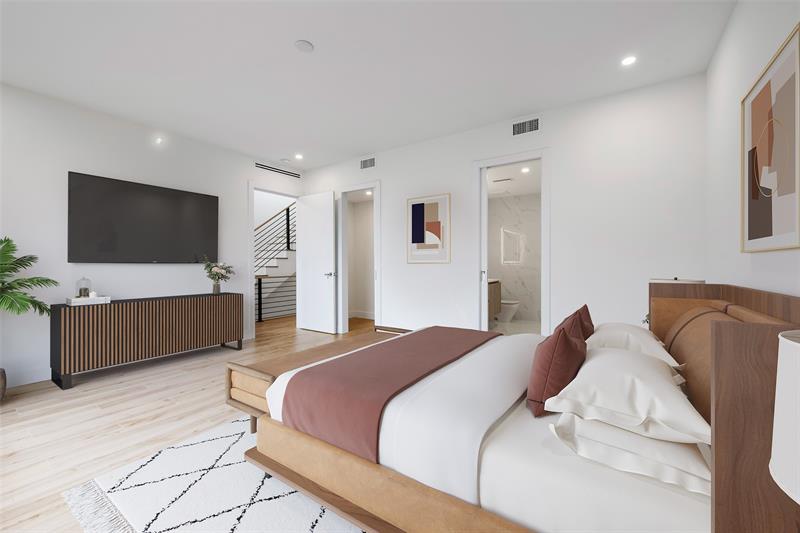 Image 16 of 53 For 808 2nd Street