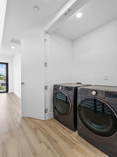 Image 24 of 53 For 808 2nd Street