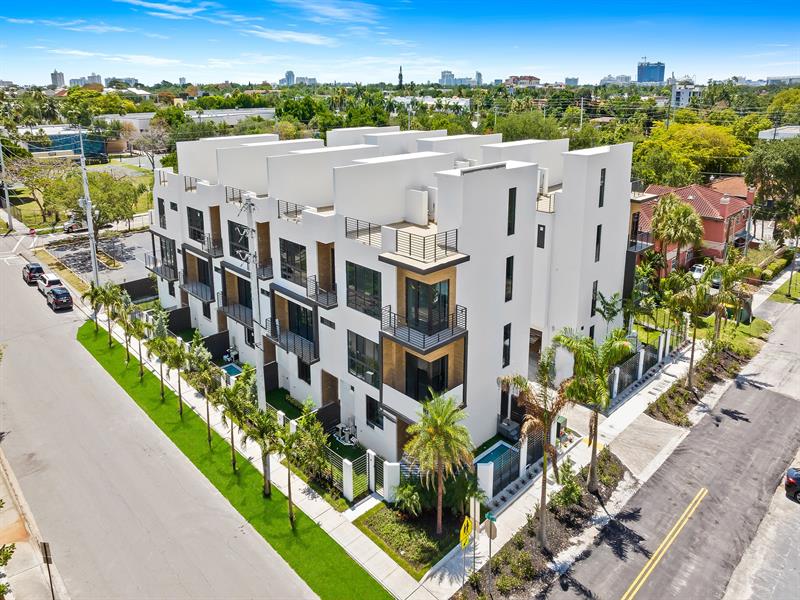 Image 31 of 53 For 808 2nd Street