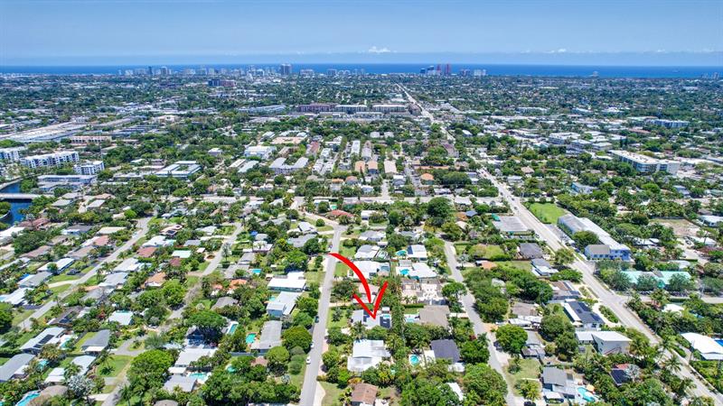 Image 19 of 42 For 422 27th St  