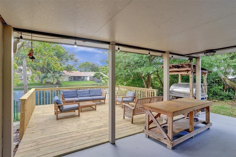 Image 33 of 38 For 2945 Begonia Way