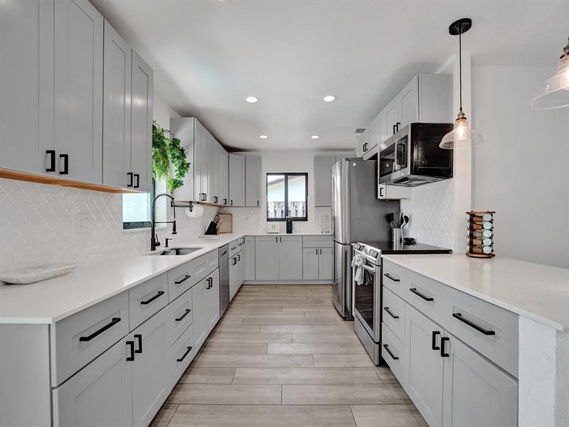 Image 9 of 57 For 1561 24th Ter