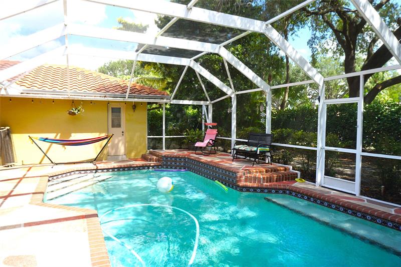 Image 10 of 50 For 9124 50th Ct