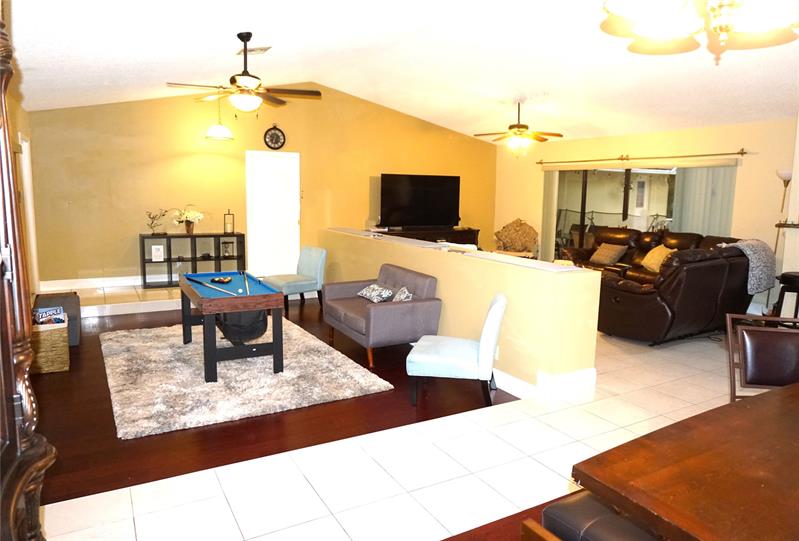 Image 18 of 50 For 9124 50th Ct