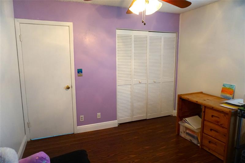 Image 33 of 50 For 9124 50th Ct