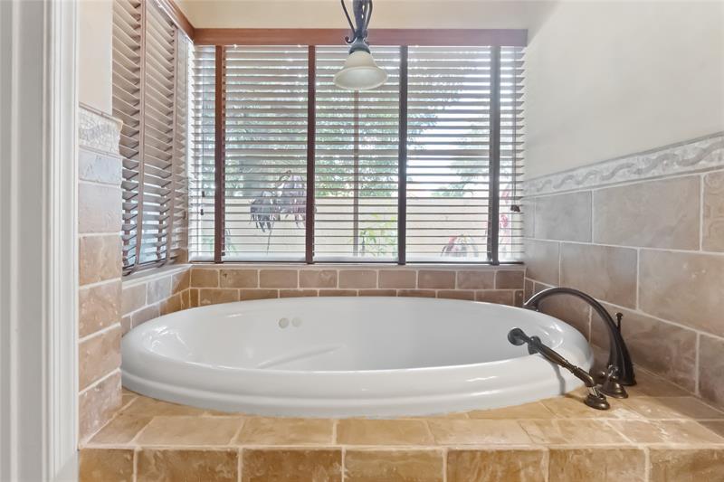 Image 12 of 25 For 12626 9th Pl