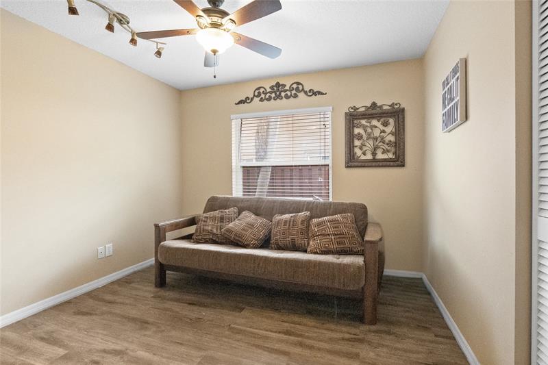 Image 17 of 25 For 12626 9th Pl