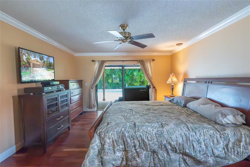 Image 9 of 25 For 12626 9th Pl