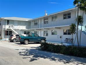 Image 14 of 18 For 4652 Poinciana St  2