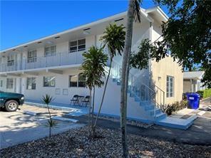 Image 3 of 18 For 4652 Poinciana St  2