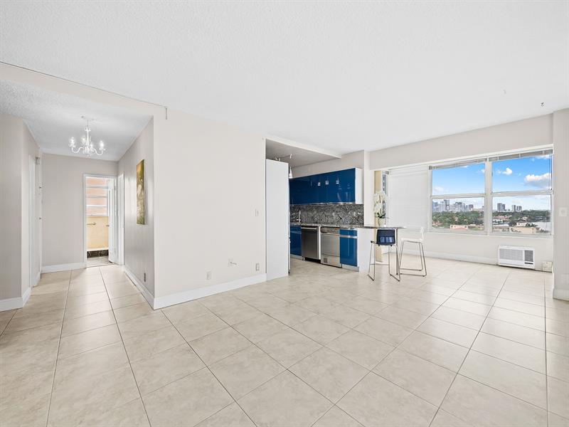 Image 15 of 17 For 345 Fort Lauderdale Beach Blvd  801