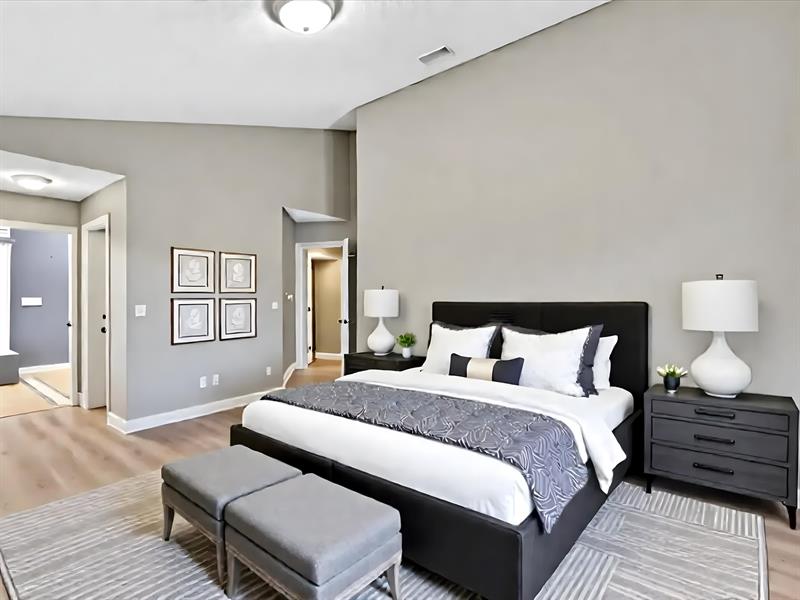 Image 23 of 57 For 9240 Oak Grove Cir