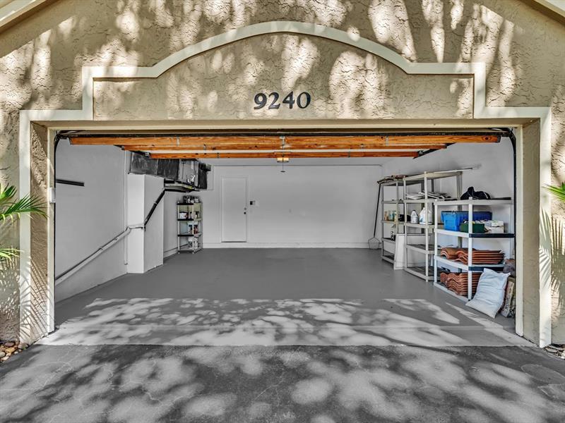Image 43 of 57 For 9240 Oak Grove Cir