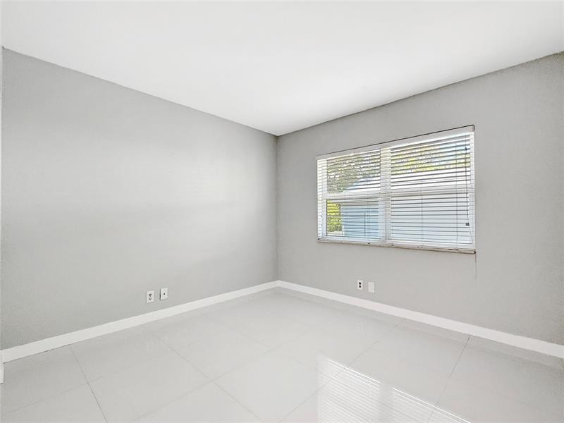 Image 22 of 32 For 416 15th Ave  12