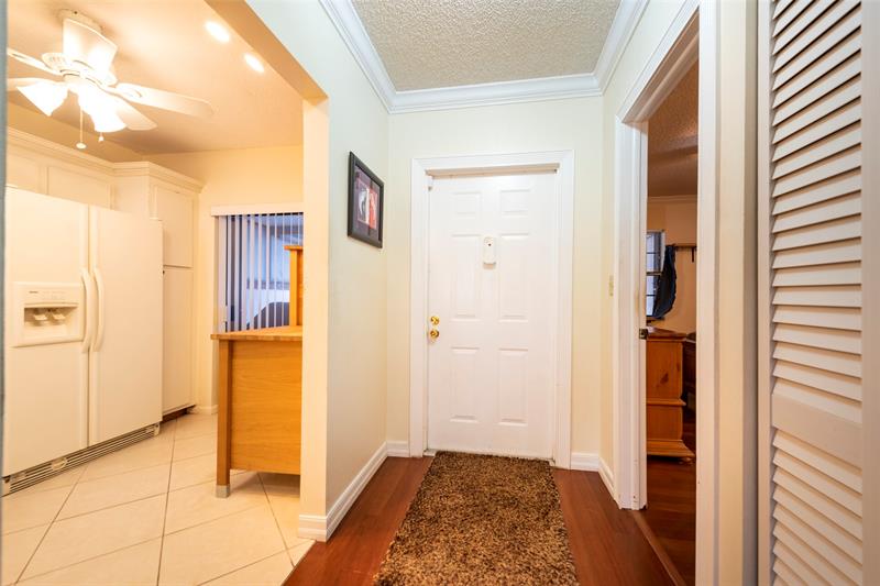 Image 10 of 38 For 6429 Pinehurst Cir W.  C24