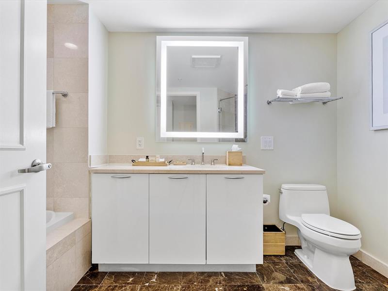 Image 24 of 41 For 505 Ft Lauderdale Bch Blvd  1708