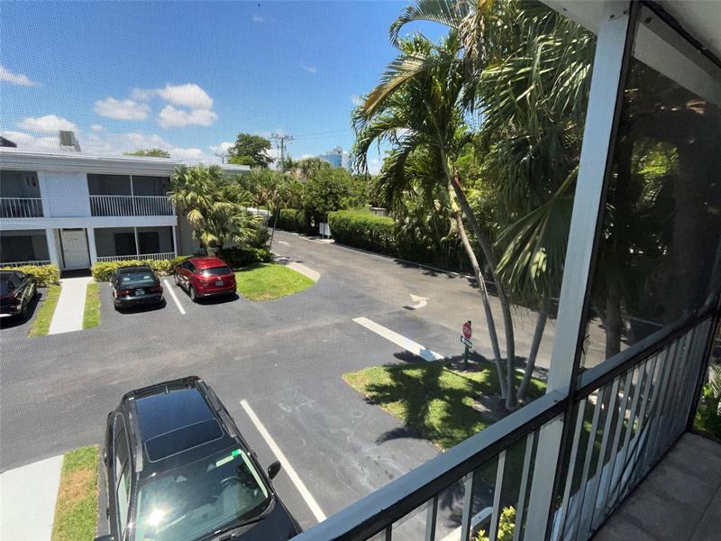 Image 22 of 32 For 6407 Bay Club Drive  3