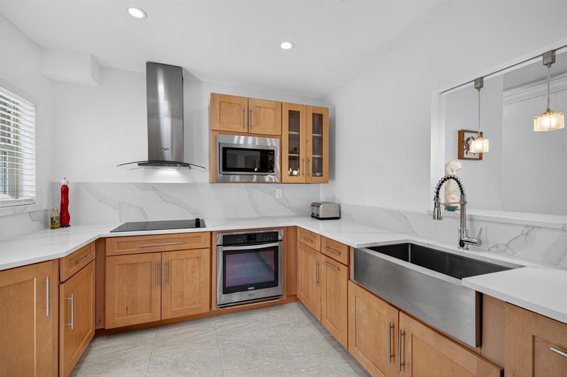 Image 15 of 62 For 283 Imperial Ln