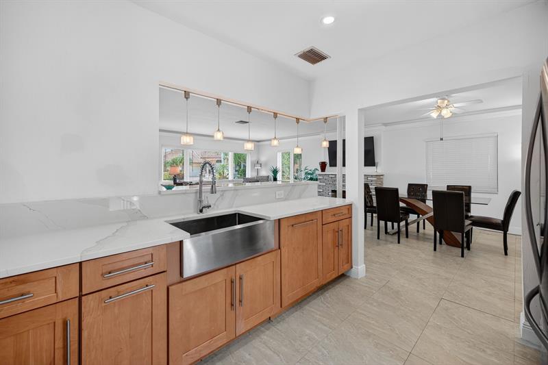 Image 31 of 62 For 283 Imperial Ln