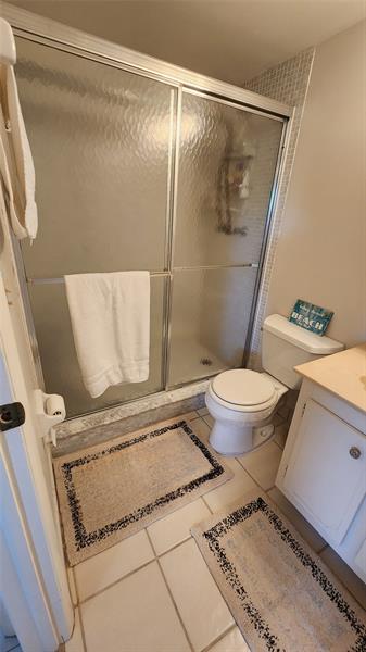 Image 30 of 50 For 700 6th Ave  302