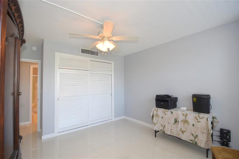 Image 30 of 42 For 3333 34th St  209