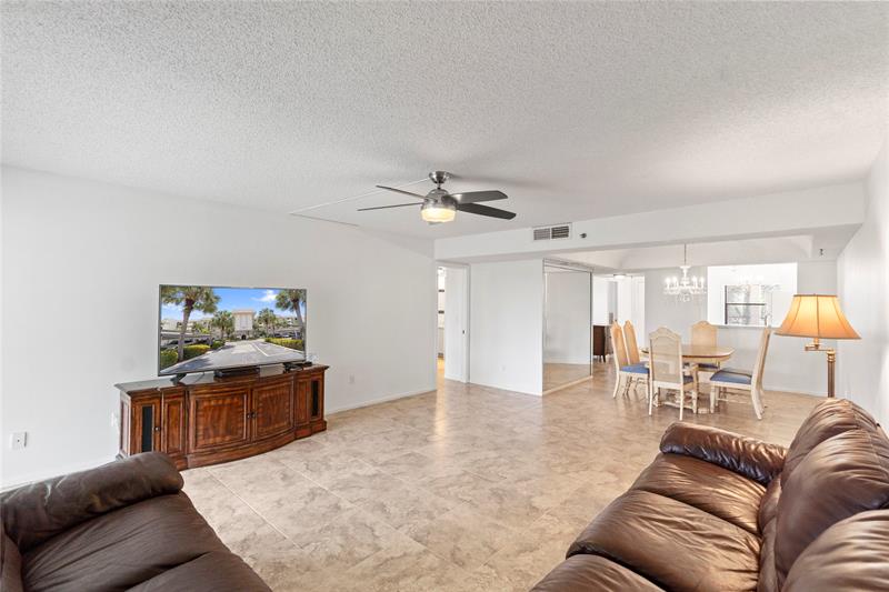 Image 13 of 37 For 9260 14th St  2303