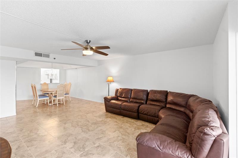 Image 14 of 37 For 9260 14th St  2303
