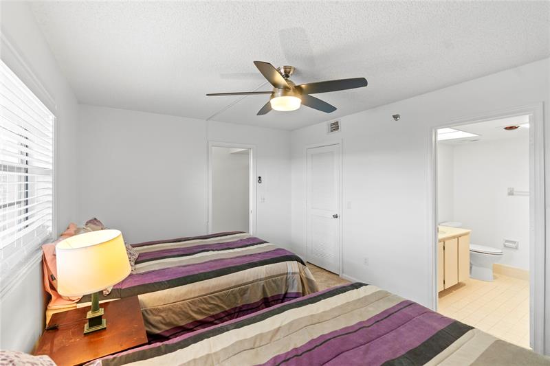 Image 22 of 37 For 9260 14th St  2303