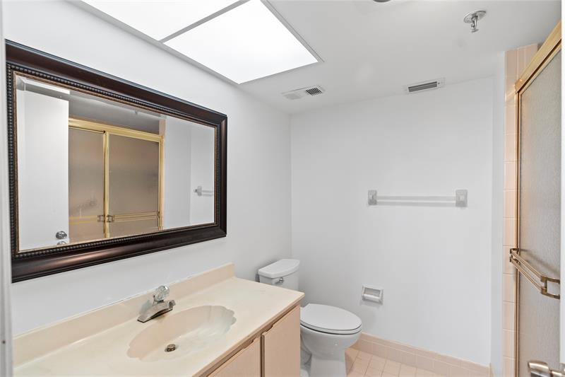 Image 23 of 37 For 9260 14th St  2303