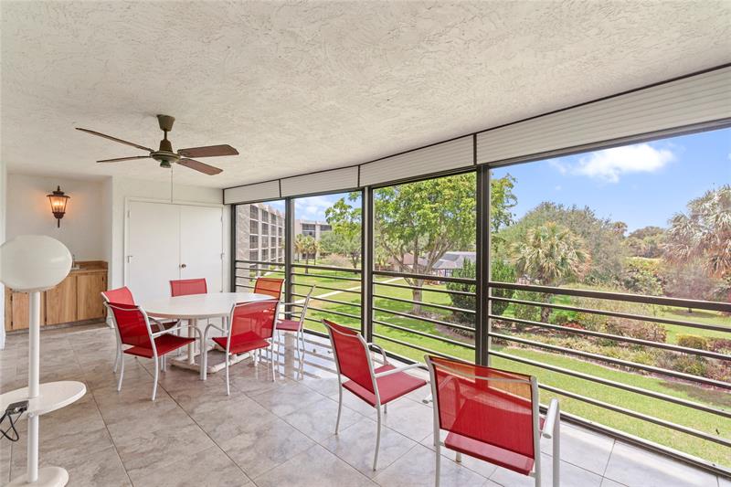 Image 27 of 37 For 9260 14th St  2303