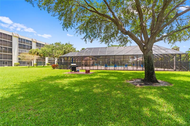 Image 36 of 37 For 9260 14th St  2303