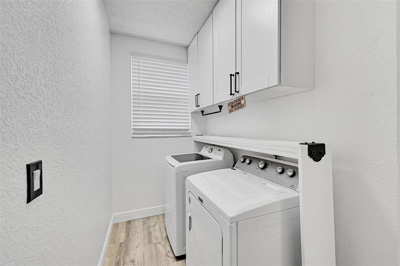 Image 39 of 55 For 4819 53rd Cir