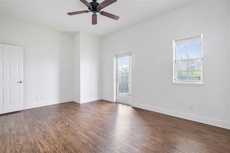 Image 15 of 49 For 241 6th Pl  