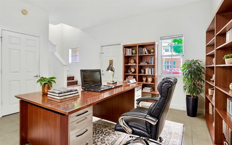 Image 8 of 49 For 241 6th Pl  