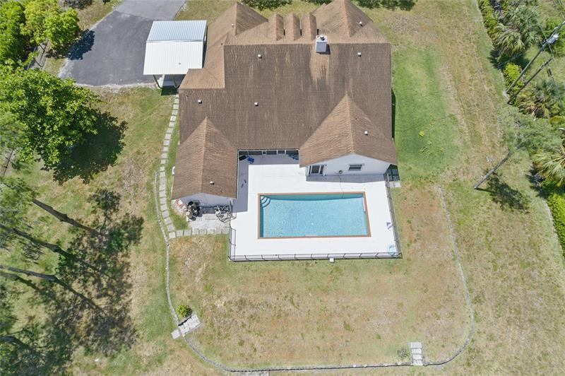 Image 36 of 54 For 13105 Raymond Dr