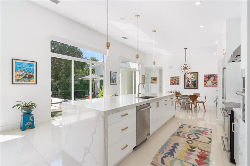 Image 15 of 42 For 619 21st Ct  