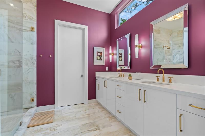 Image 7 of 42 For 619 21st Ct  