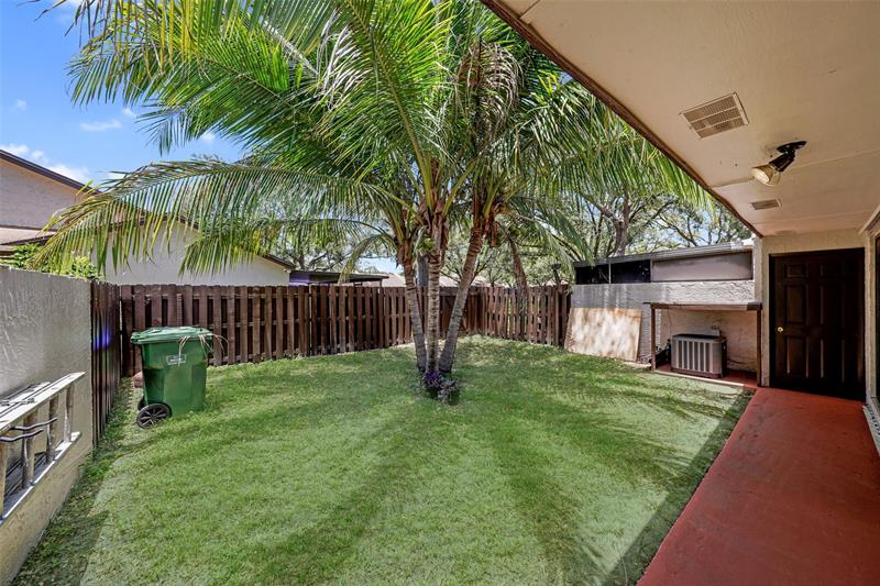 Details for 9637 15th Ct, Pembroke Pines, FL 33024
